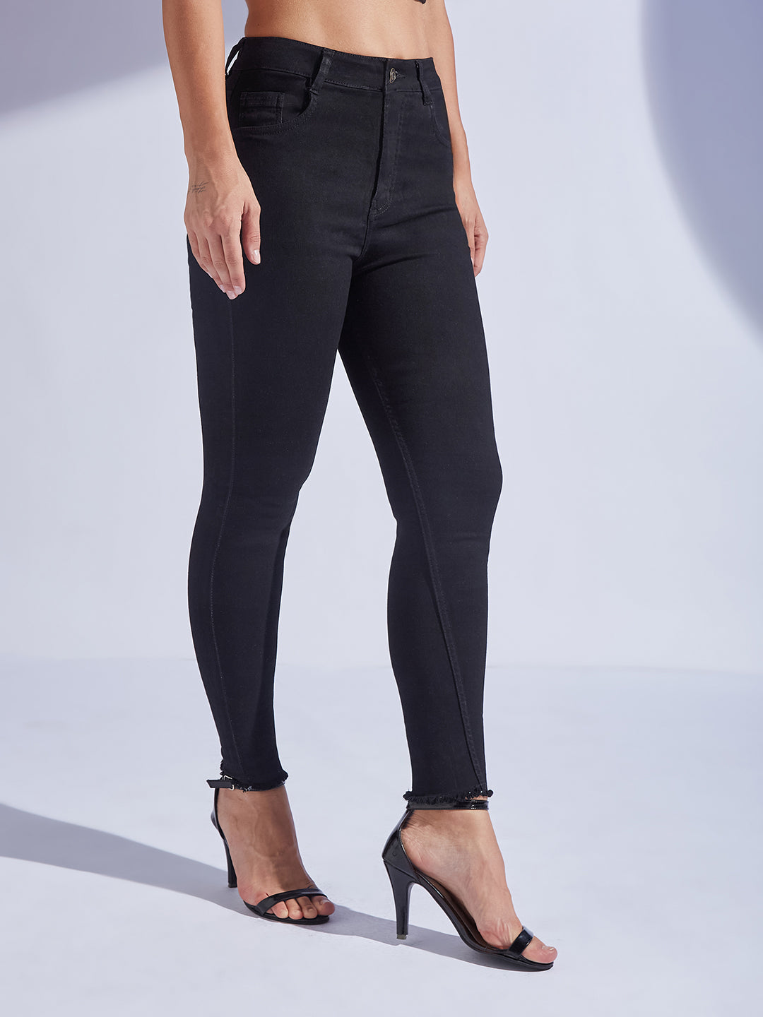 Women's Black Skinny Fringed Detailing High-Rise Solid Cropped Stretchable Denim Jeans
