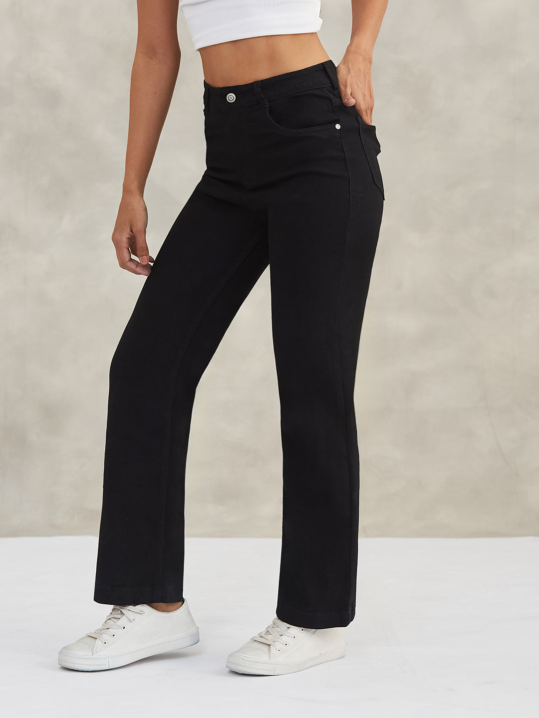 Women's Black Straight High-Rise Stretchable Denim Jeans