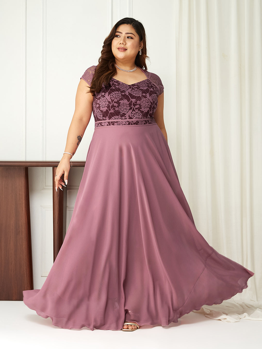 Women's Lavender & Wine V-Neck Cap Sleeves Floral Lace Fit & Flare Maxi Dress