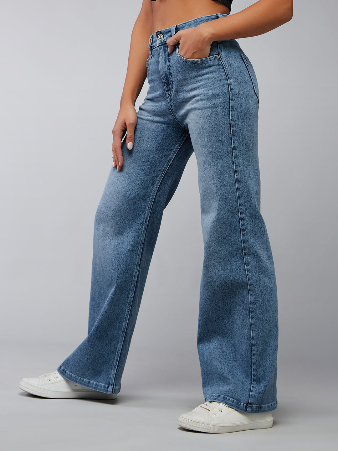 Women's Light Blue Wide-Leg High Rise Clean Look Regular Length Stretchable Denim Jeans