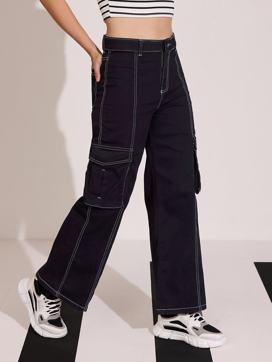 Women's Black Wide-Leg High-Rise Clean-Look Regular-Length Stretchable Patch-Pocketed Denim Jeans