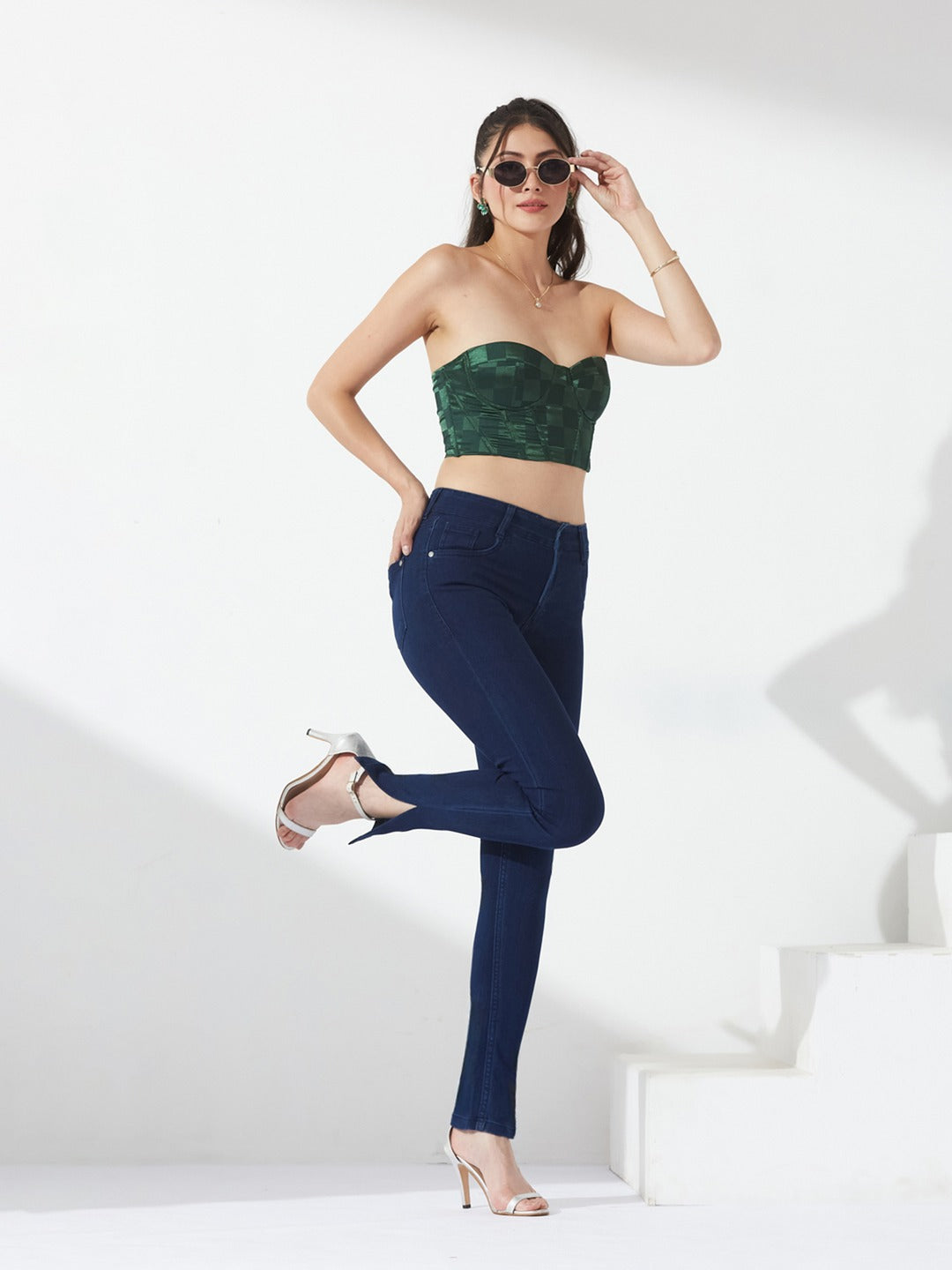 Navy Blue Skinny Fit Mid Rise Cropped Length Side Slit Denim Stretchable Jeans for Women