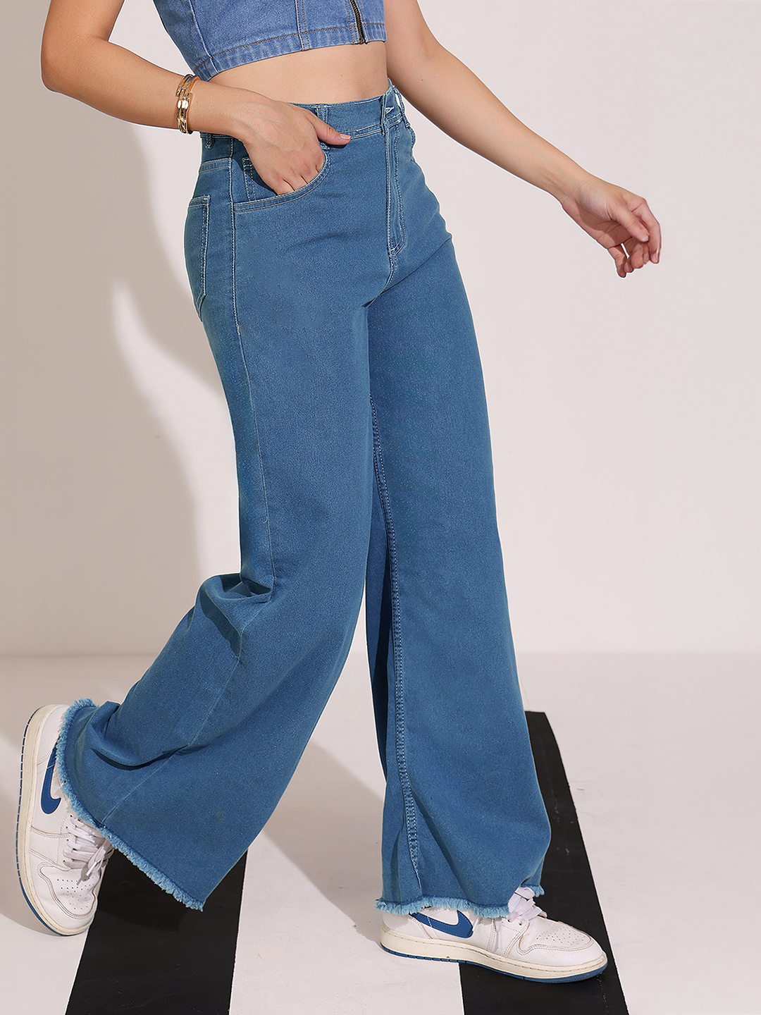 Women's Blue Wide-Leg High-Rise Clean-Look Regular-Length Stretchable Denim Jeans