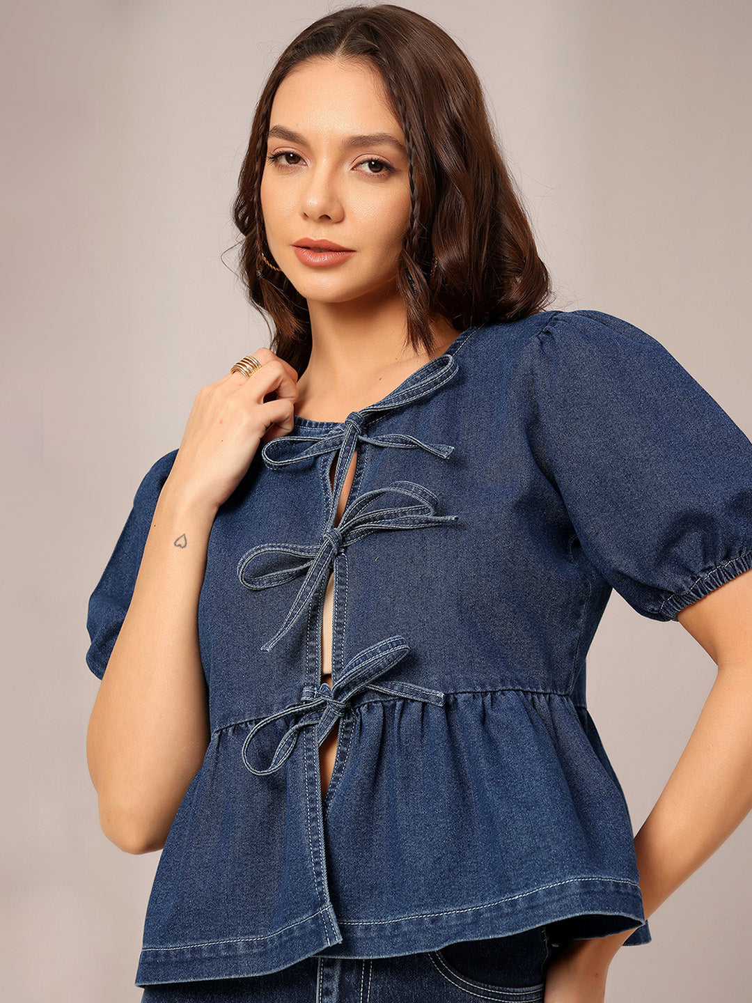 Women's Dark Blue Round Neck Puff Sleeve Solid Denim Peplum Top