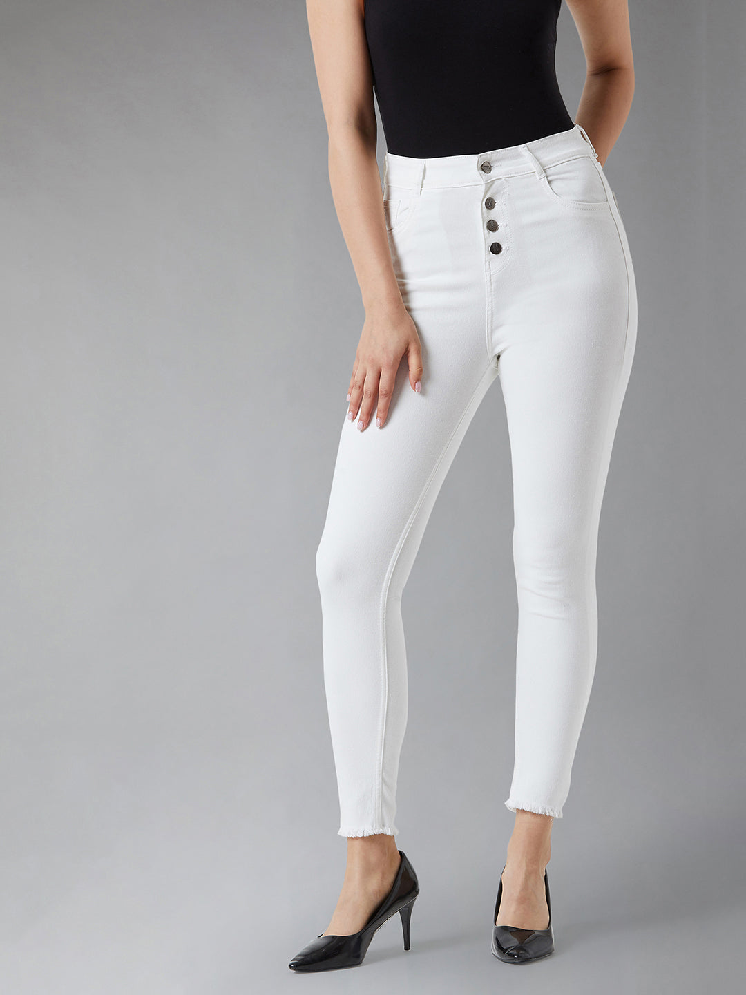 24/7 Comfort Women's White Skinny Fit High Rise Cropped Raw Edge Detailing Stretchable Denim Jeans