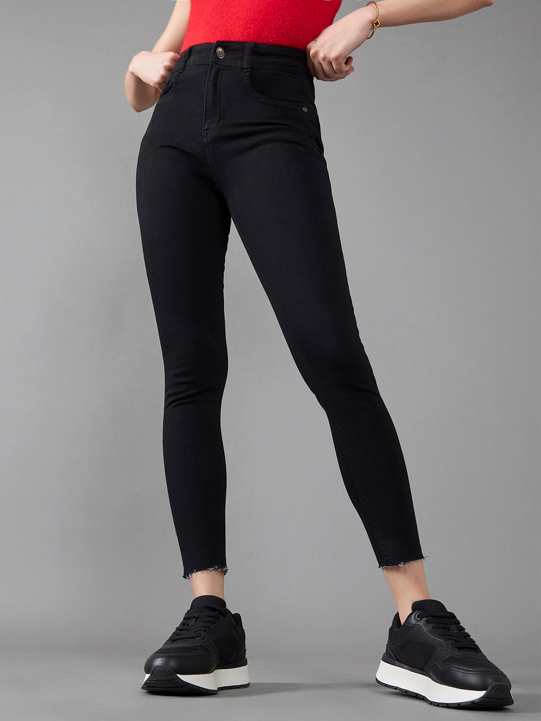 Women's Black Slim Fit High Rise Clean Look Cropped Length Stretchable Denim Jeans