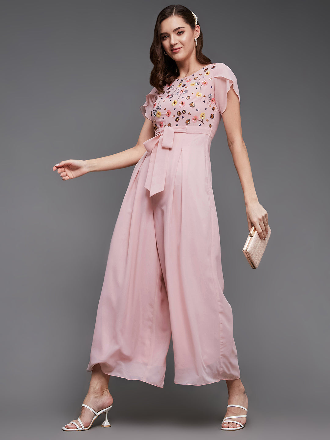 Women's Dusty Pink Round Neck Tulip Sleeve Embroidered Pleated Regular Jumpsuit