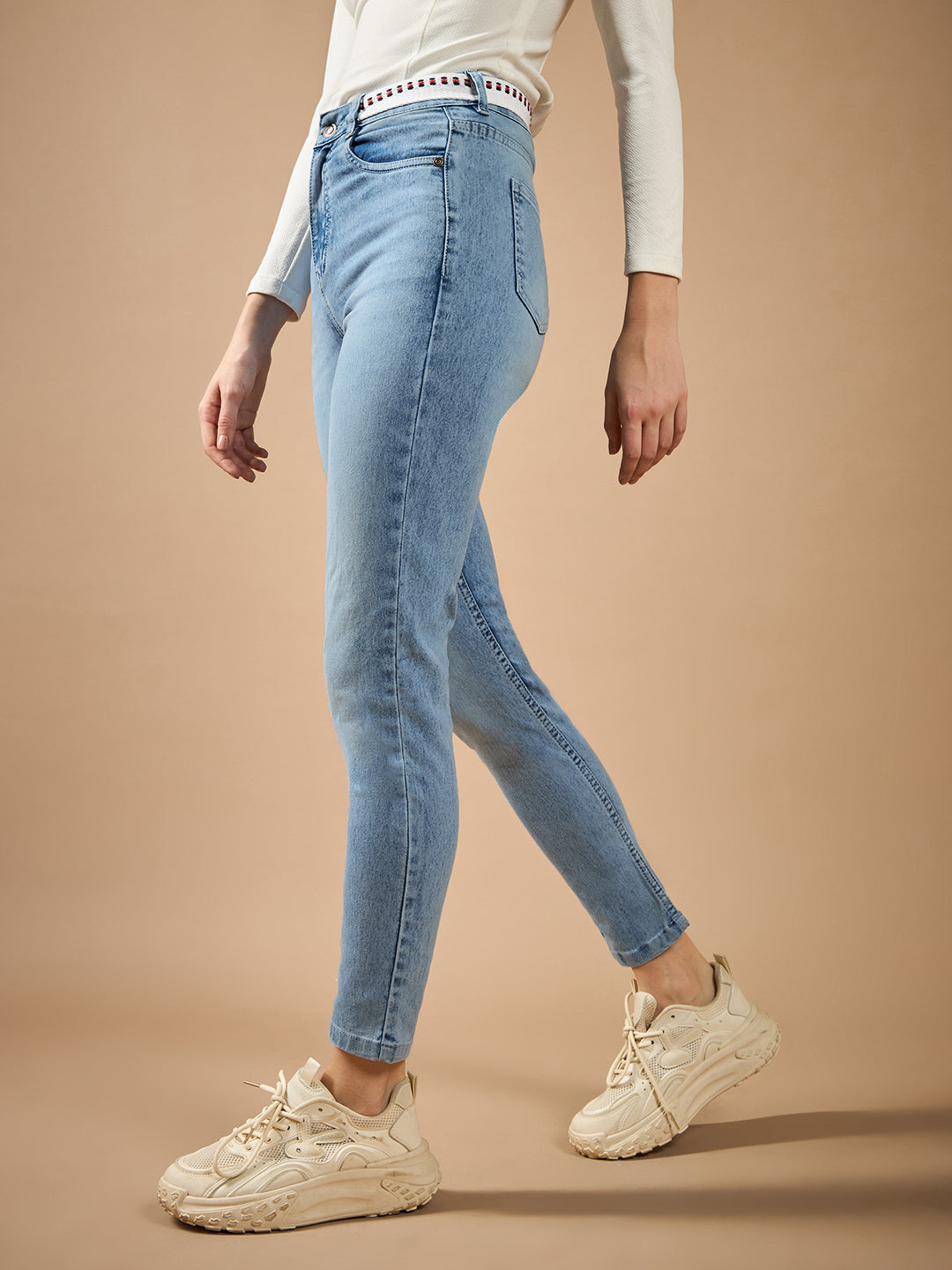 Women's Light Blue Slim Fit High-Rise Regular-Length Light Wash Twill Tape Detailing Denim Stretchable Jeans