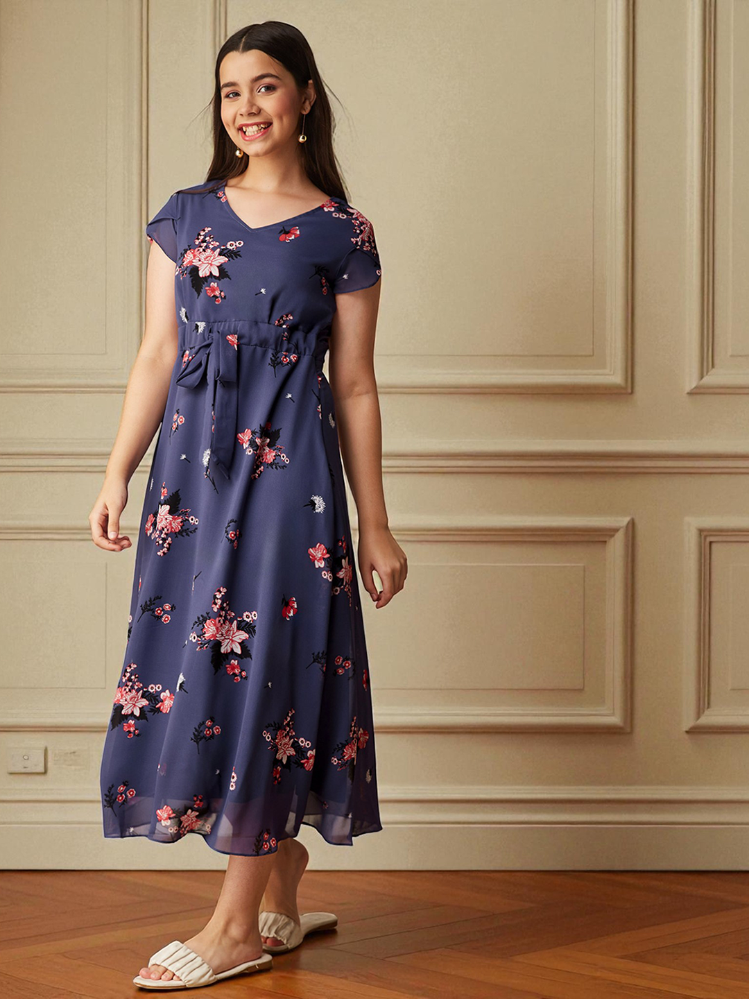 Multicolored Base Lavender V-Neck Short Sleeved Floral Pleated Midi Dress for Girls/Teenagers