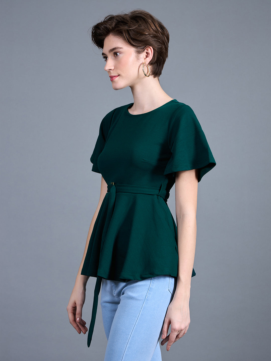 Women's Green Solid Polyester Slim Fit Round Neck Short Sleeve Regular Length Top
