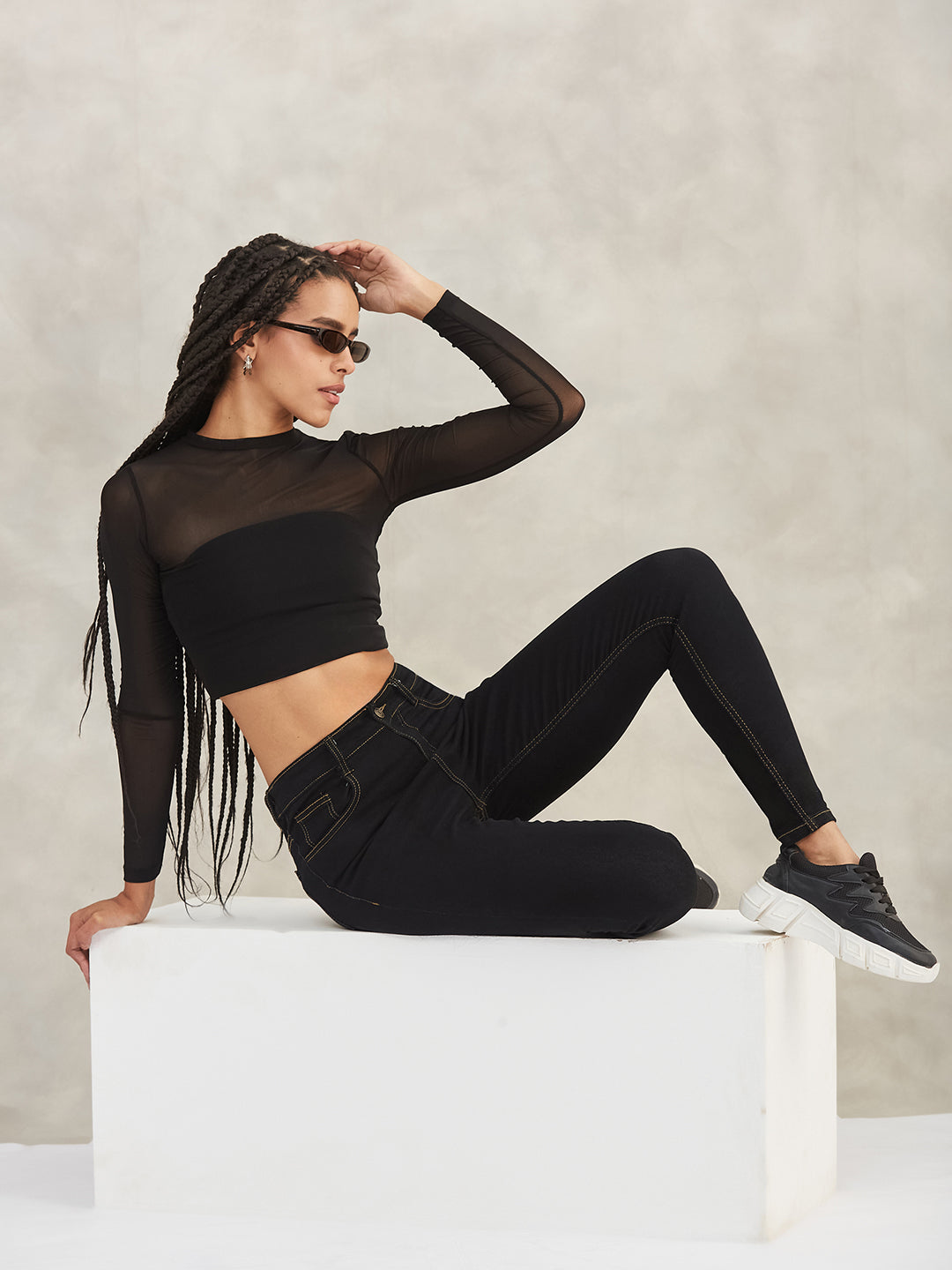 Women's Black Skinny High-Rise Stretchable Denim Jeans