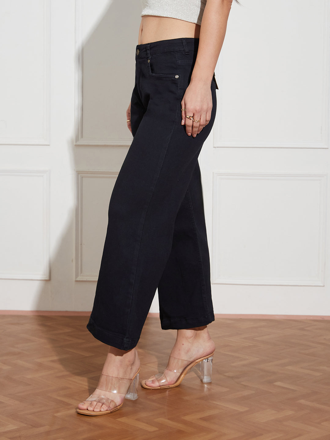 Women's Black Wide-Leg Mid Rise Clean Look Cropped Stretchable Denim Jeans