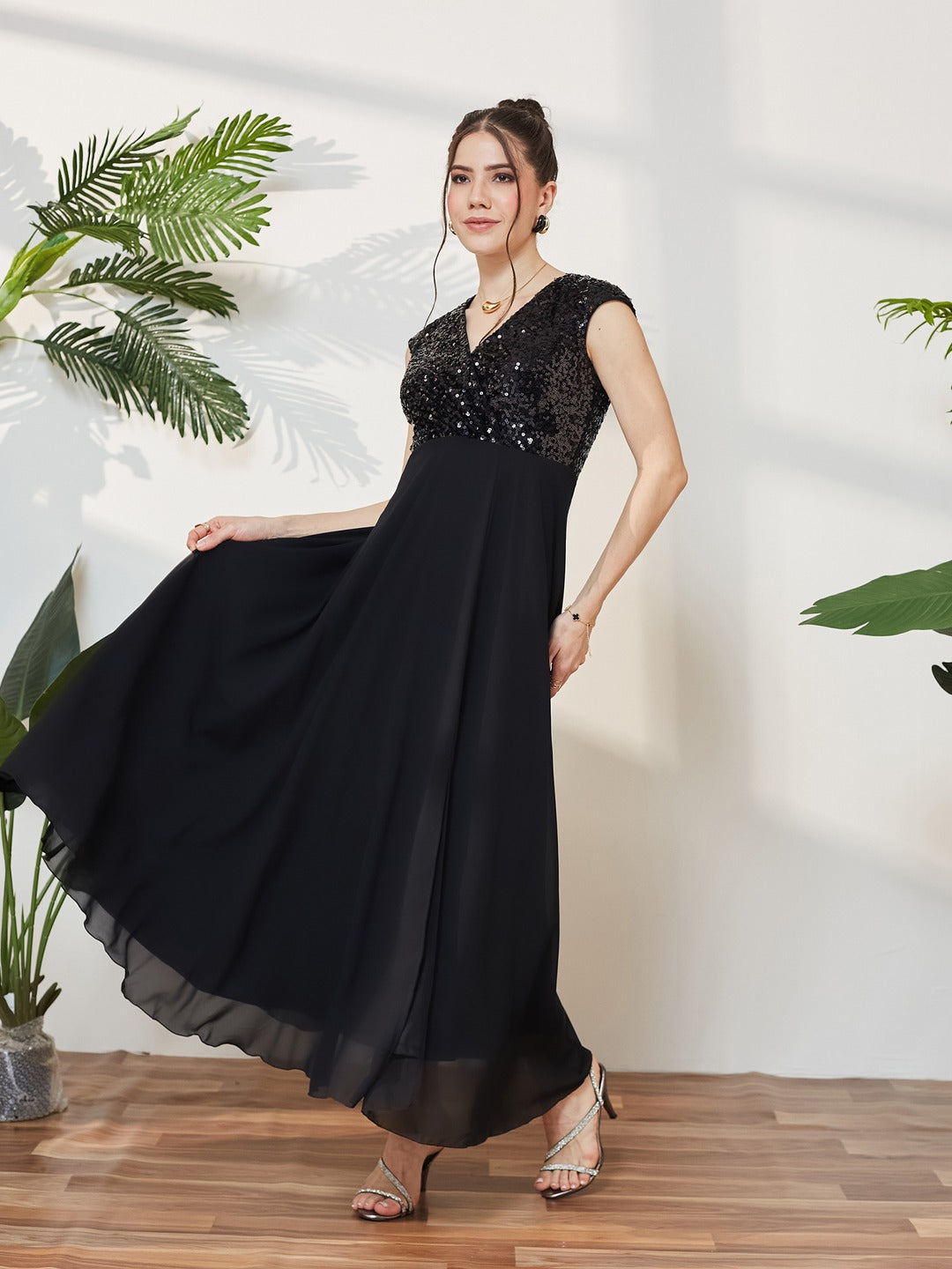 Black V-Neck Cap Sleeved Solid Wrap Maxi Dress for Women