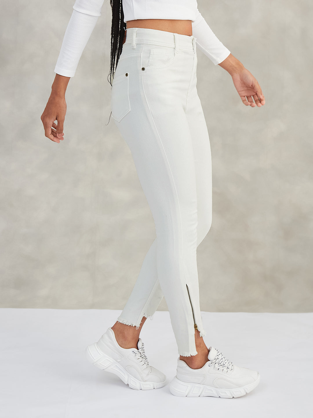 Women's White Skinny High-Rise Side-Slit Raw-Edge-Detailing Cropped Stretchable Denim Jeans