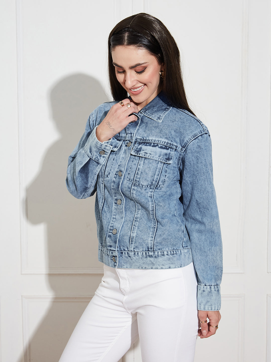 Women's Light Blue Collared Full Sleeve Solid Classic Regular Length Denim Jacket