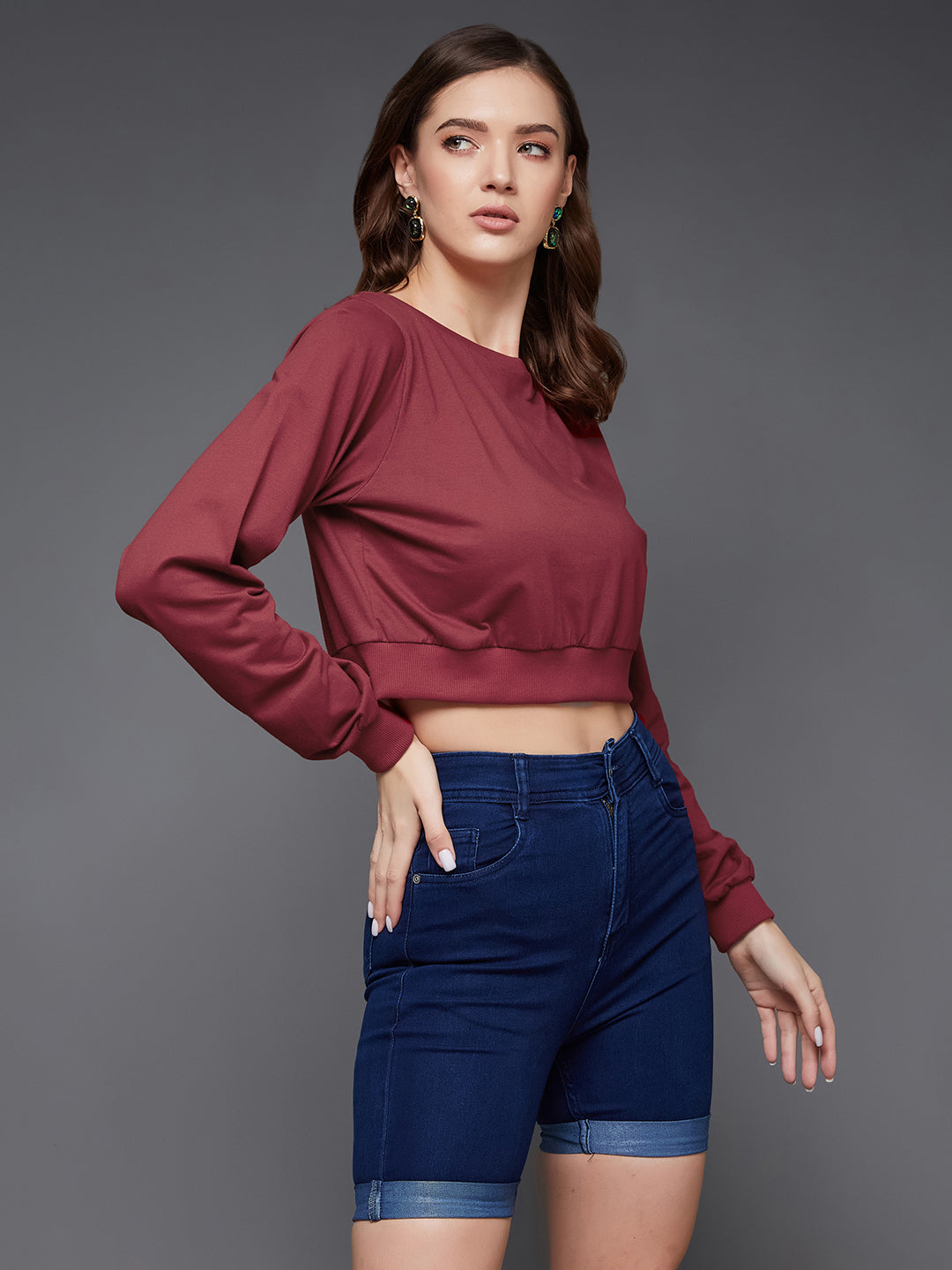 Women's Maroon Round Neck Full Sleeves Solid Crop Top