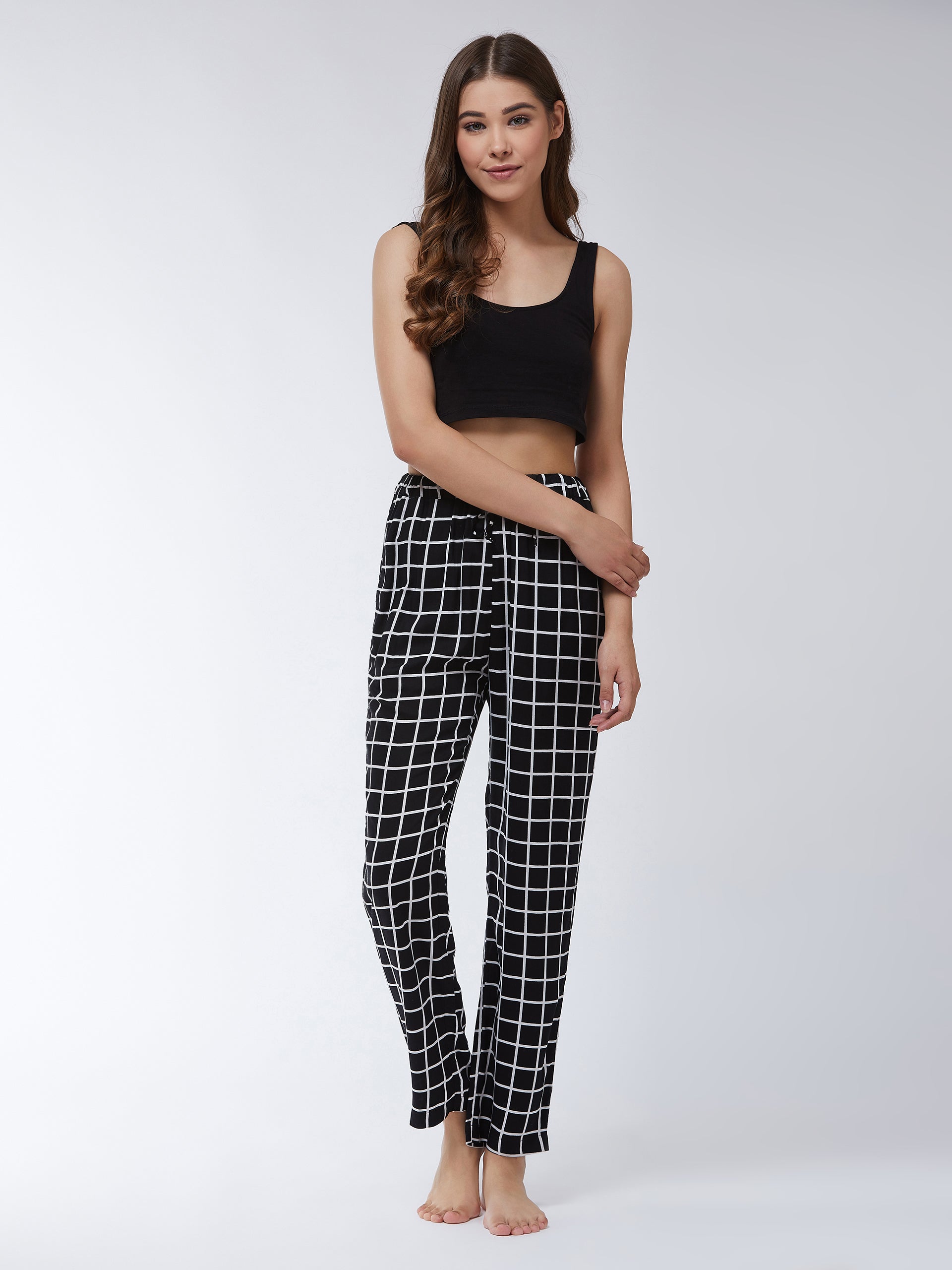 Women's Black Regular Length Pocketed Pyjama