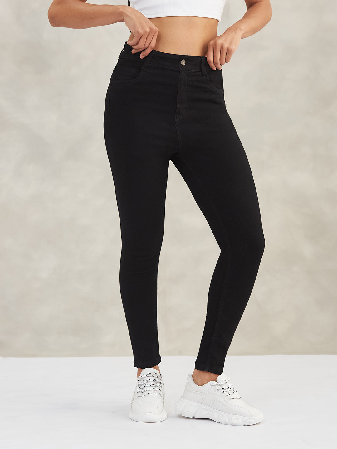 Women's Black Skinny High-Rise Stretchable Denim Jeans