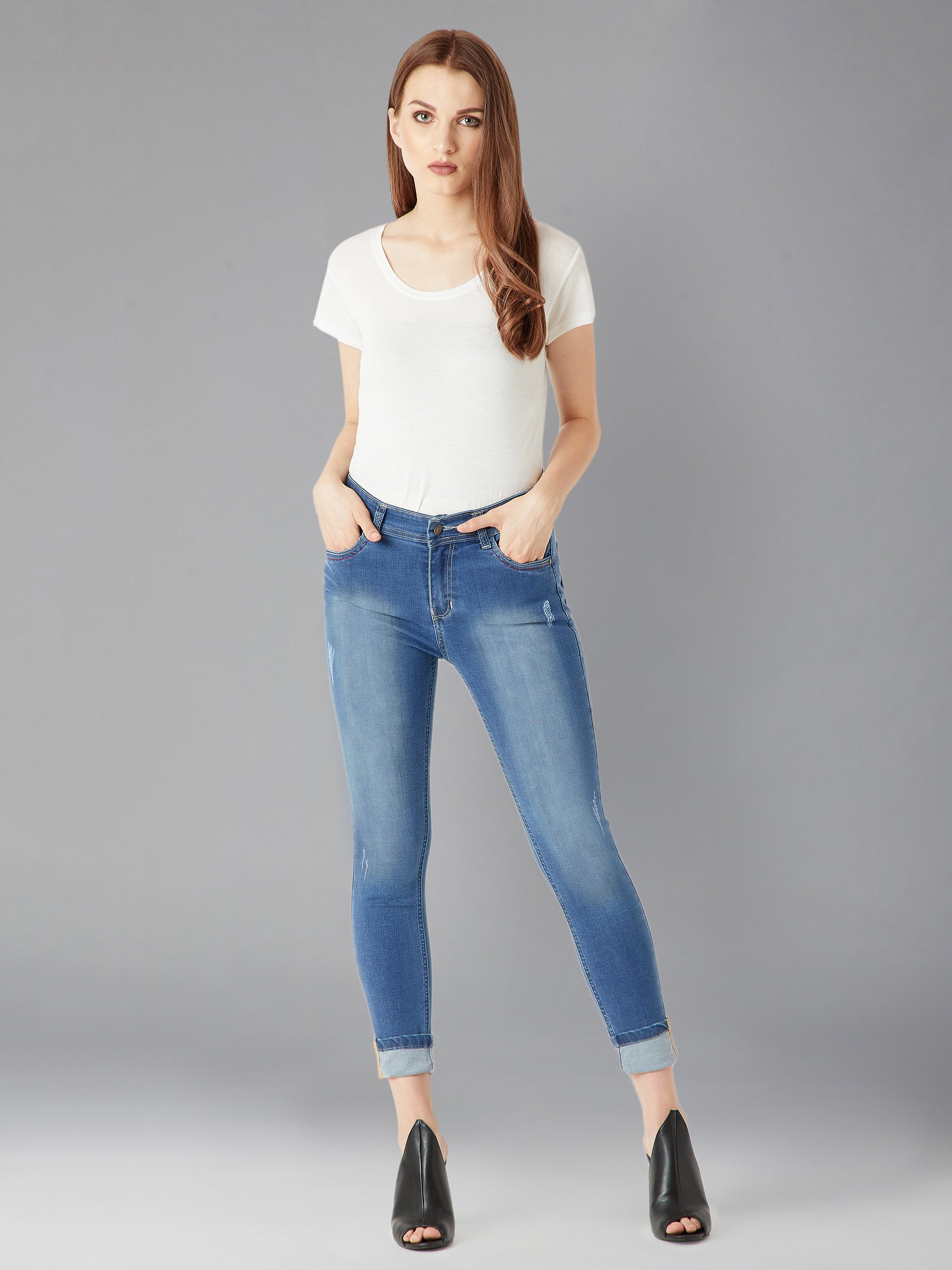 Women's Blue Skinny Fit High Rise Twill Tape Detailing Scraped Stretchable Denim Jeans