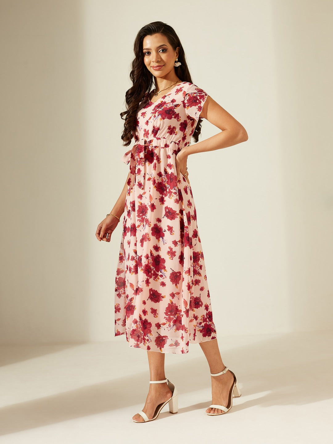 Light Pink V-Neck Short Sleeved Floral Pleated Midi Dress for Women