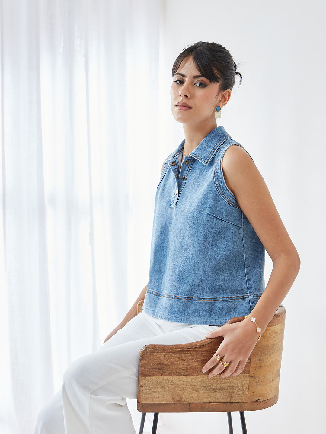 Light Blue Sleeveless Shirt Collar Button-Back Denim Top For Women