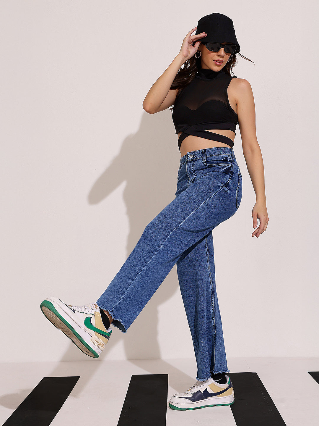 Women's Navy-Blue Wide Leg High-Rise Clean Look Regular Stretchable Denim Jeans