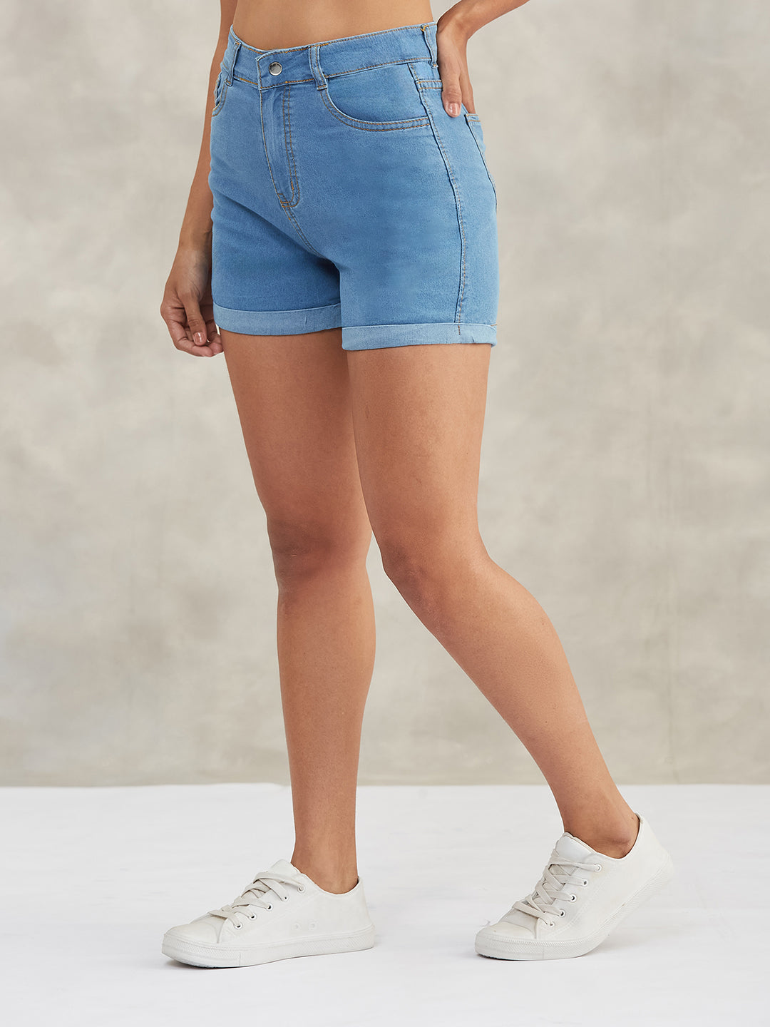 Women's Blue Relaxed-Fit Mid-Rise Denim Shorts