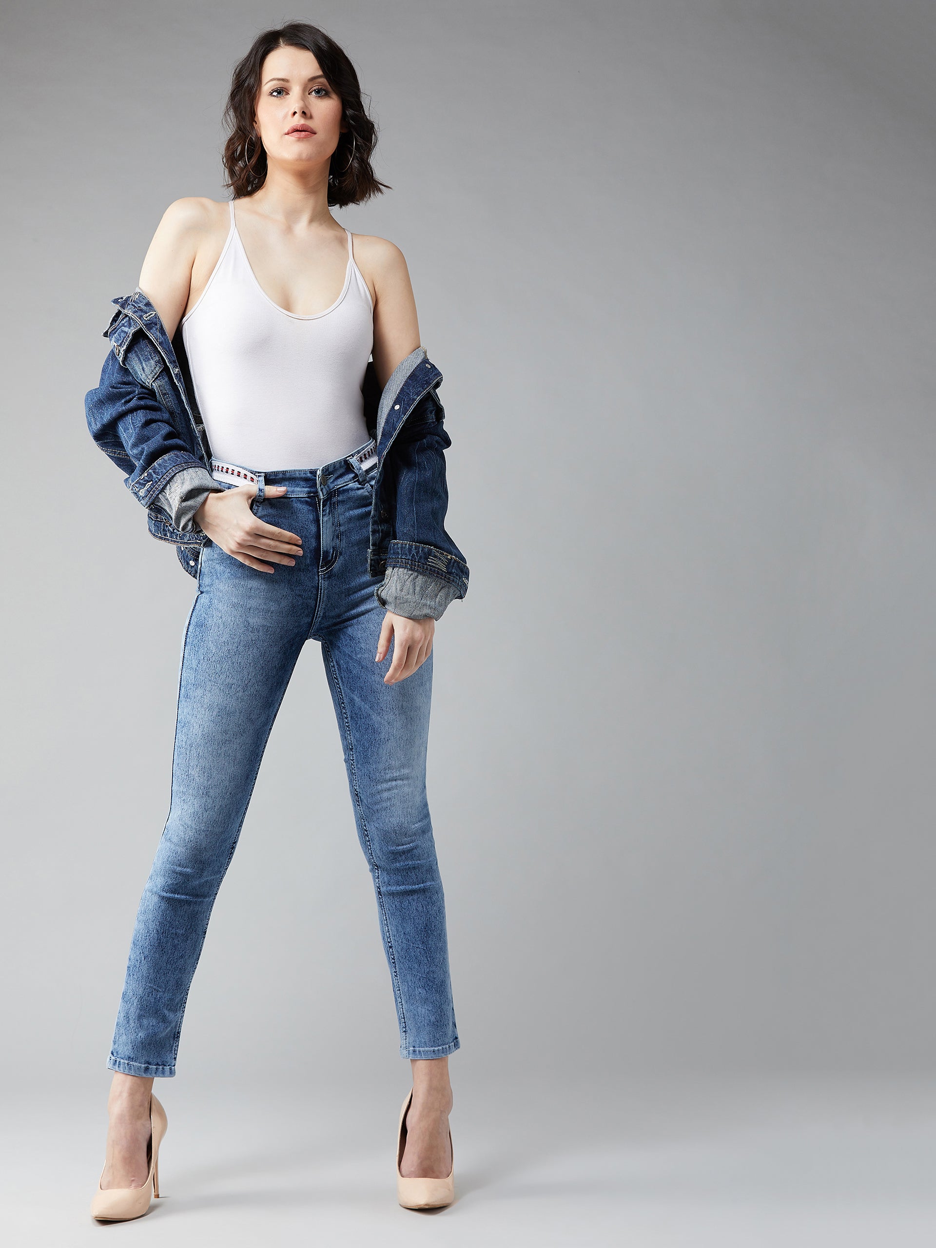 Women's Light Blue Slim Fit High Rise Regular Length Light Wash Twill Tape Detailing Denim Stretchable Jeans