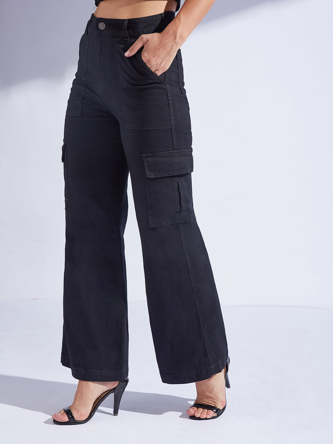 Women's Black Wide-Leg High-Rise Clean-Look Regular-Length Stretchable Denim Cargo Jeans