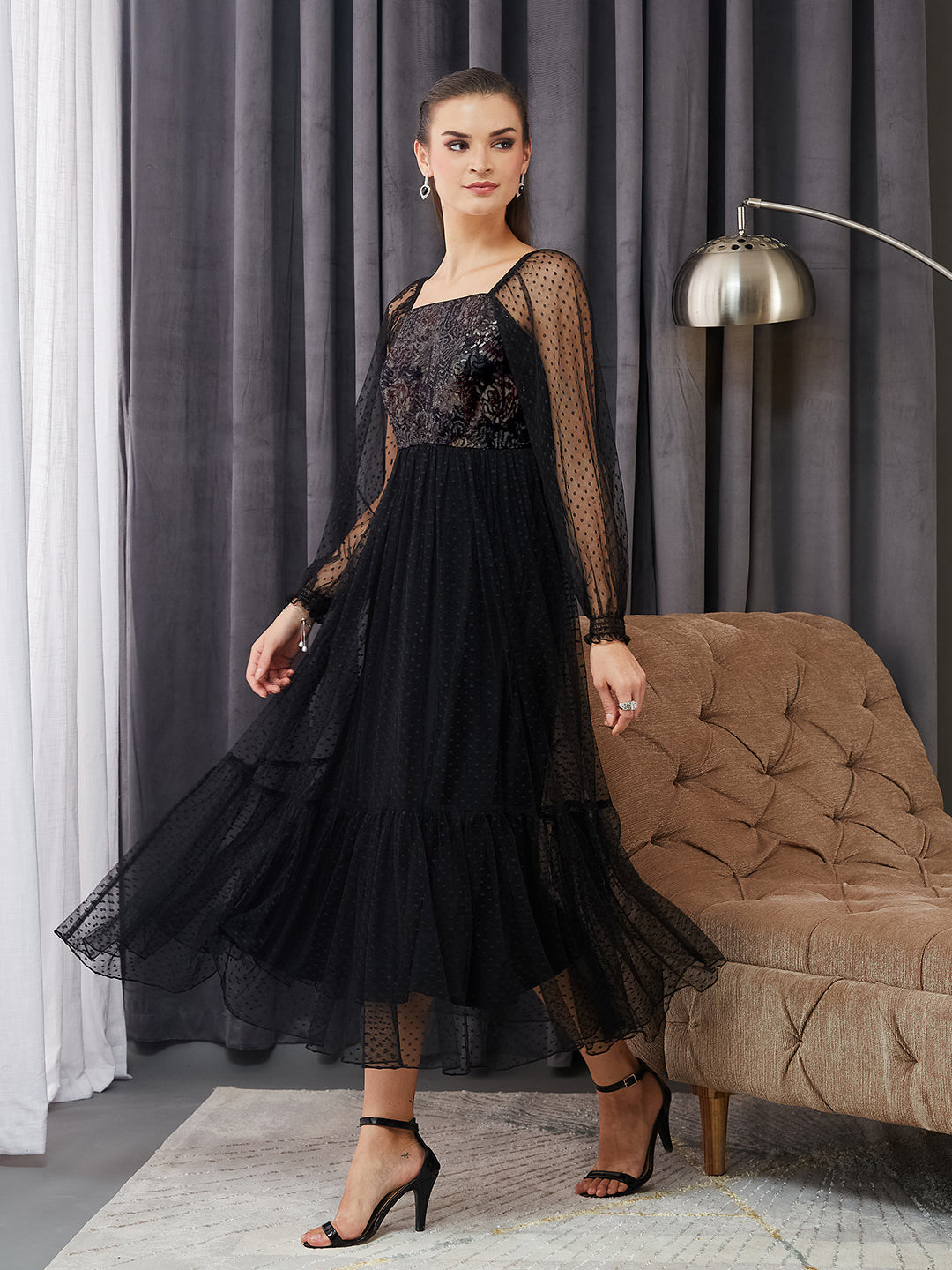 Women's Black Square Neck Raglan Sleeve Floral Tiered Midi Dress