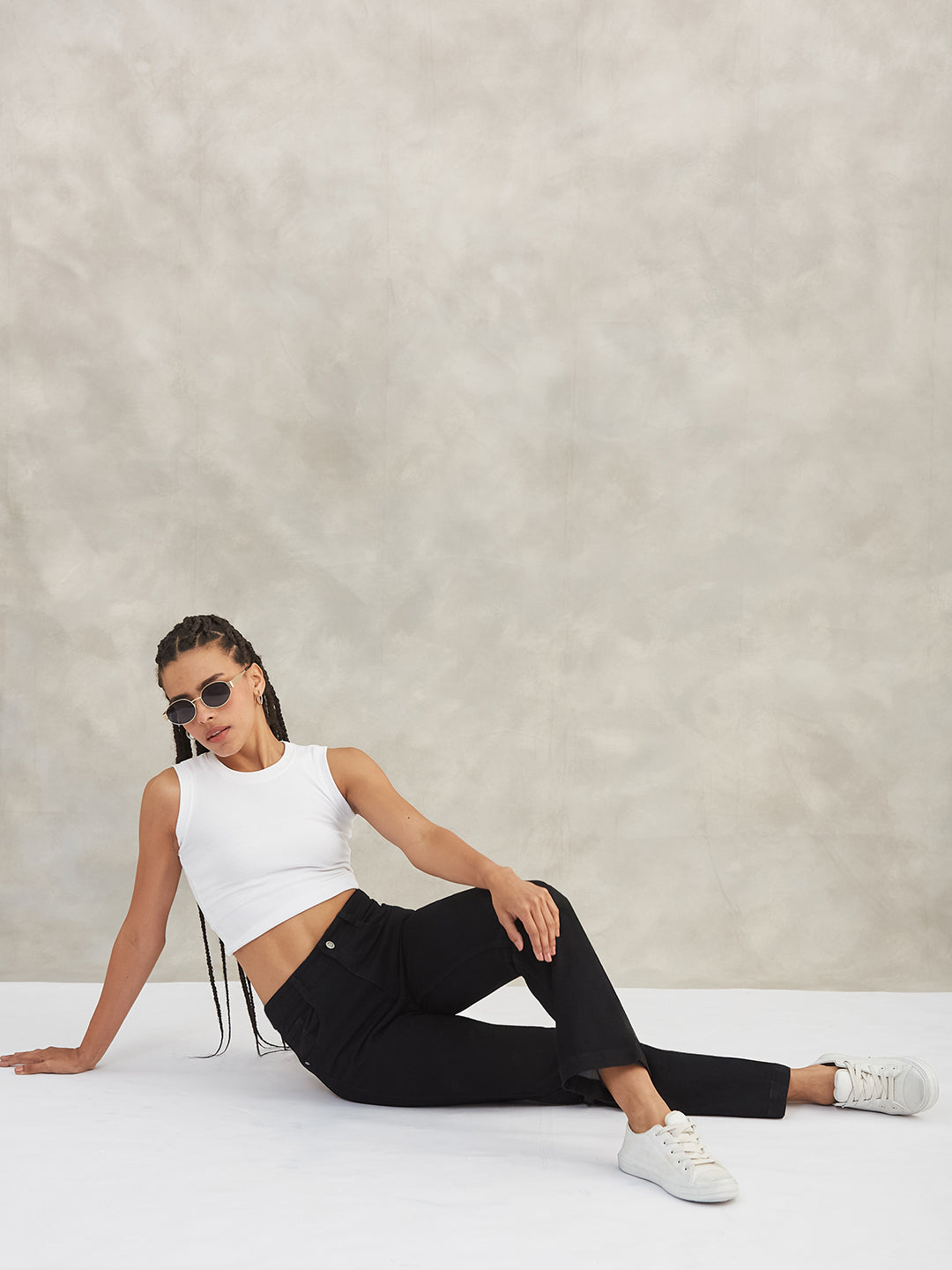 CHASEstretch™ Black Straight-Fit High-Rise Denim Jeans for Women