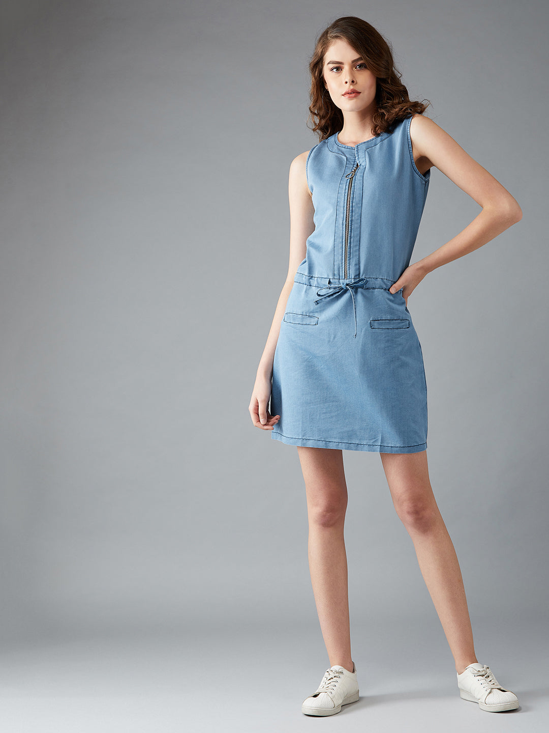 Women's Light Blue Round Neck Sleeveless Denim Solid Mini Shift Dress