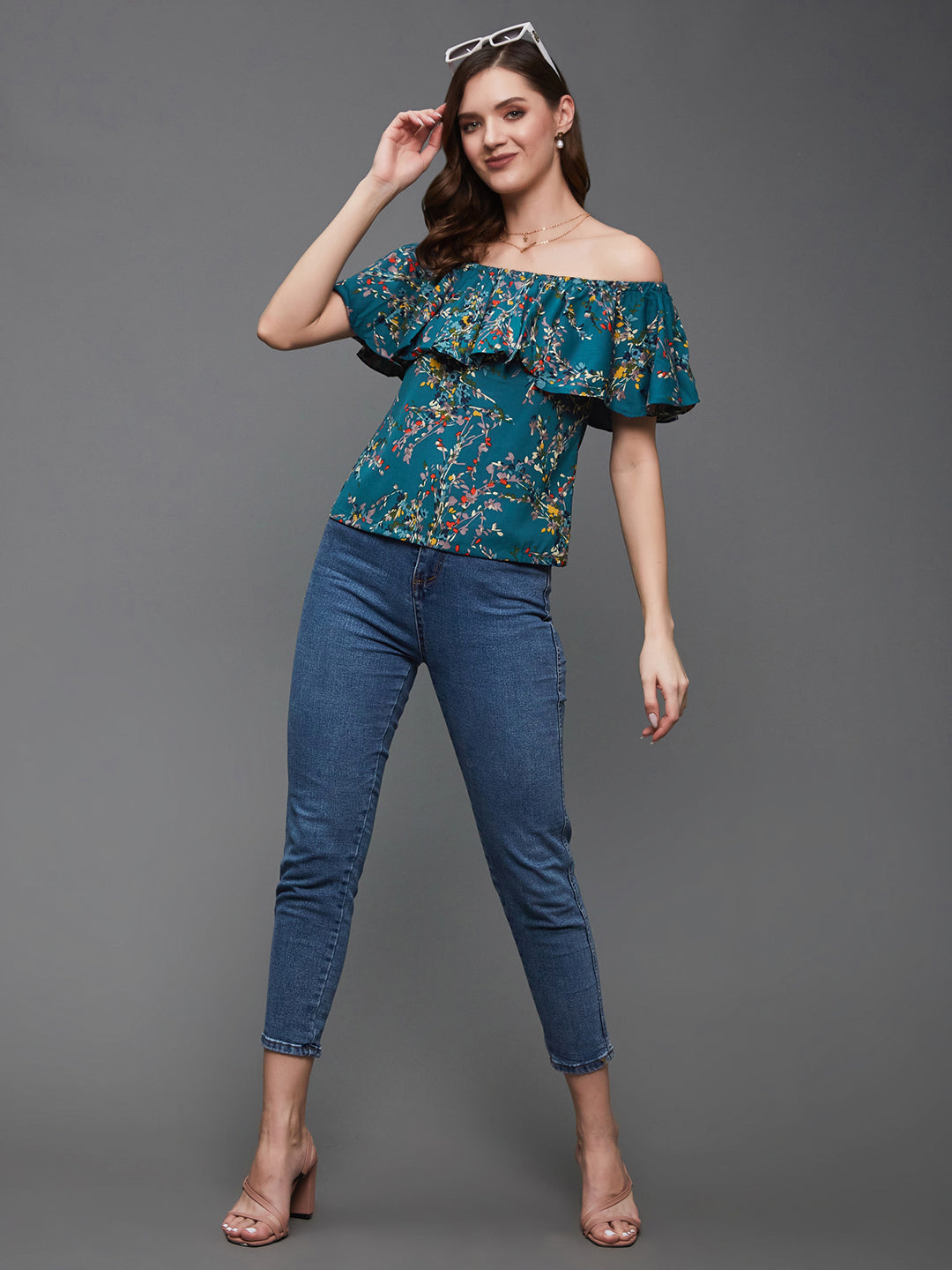 Women's Multicolored-Base-Turquoise Off-Shoulder Sleeveless Floral Bardot Regular Top