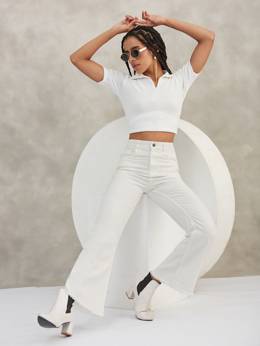 Women's White Bootcut High-Rise Stretchable Denim Jeans