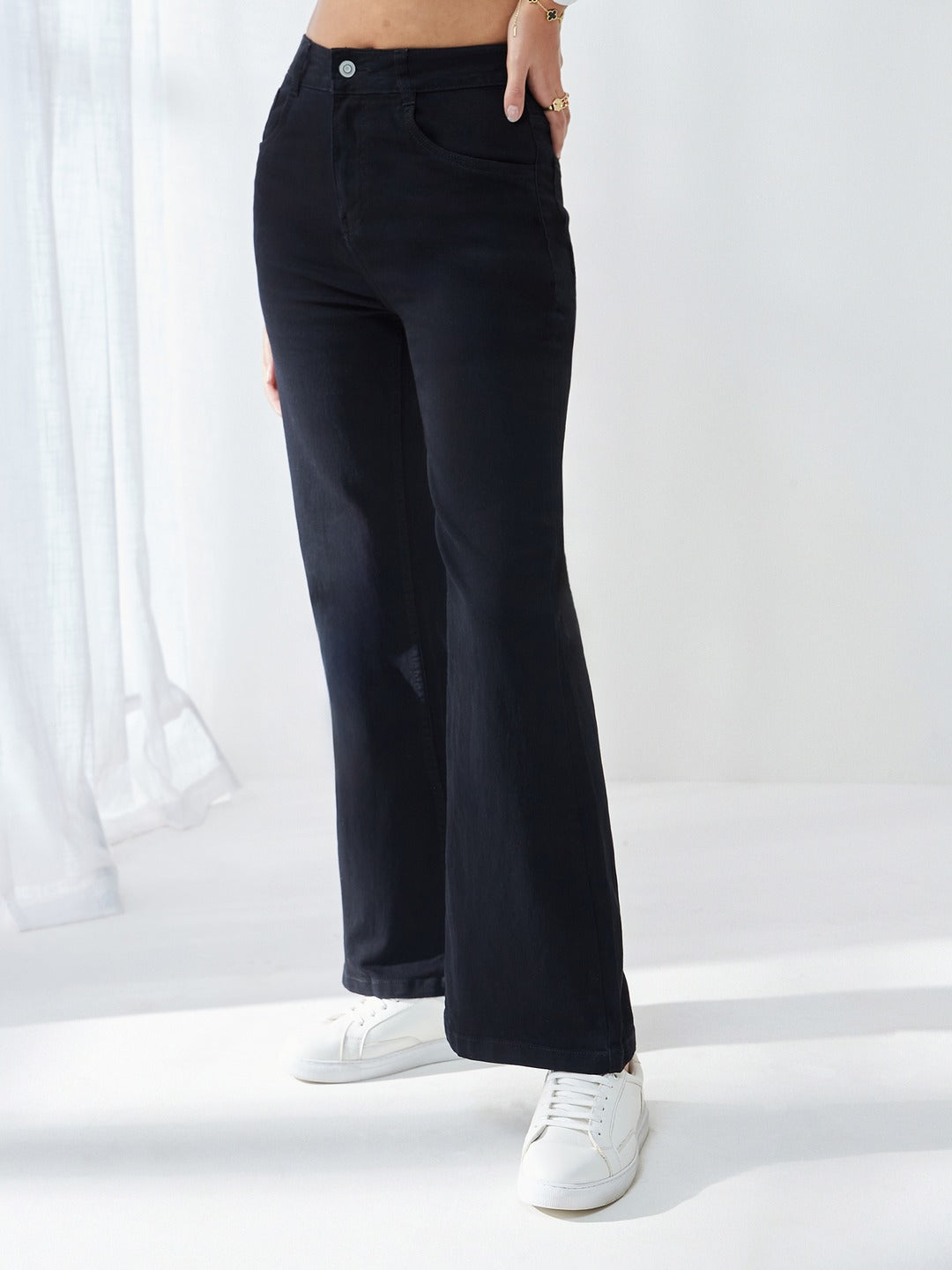 Black Bootcut High rise Regular Stretchable Denim Jeans for Women