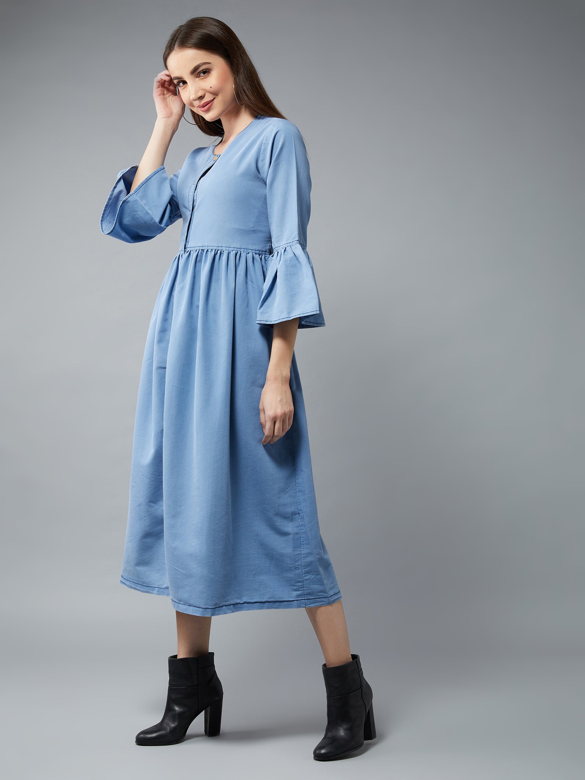 Women's Light Blue Round Neck Ruffled Full Sleeve Denim Solid Buttoned Midi Dress