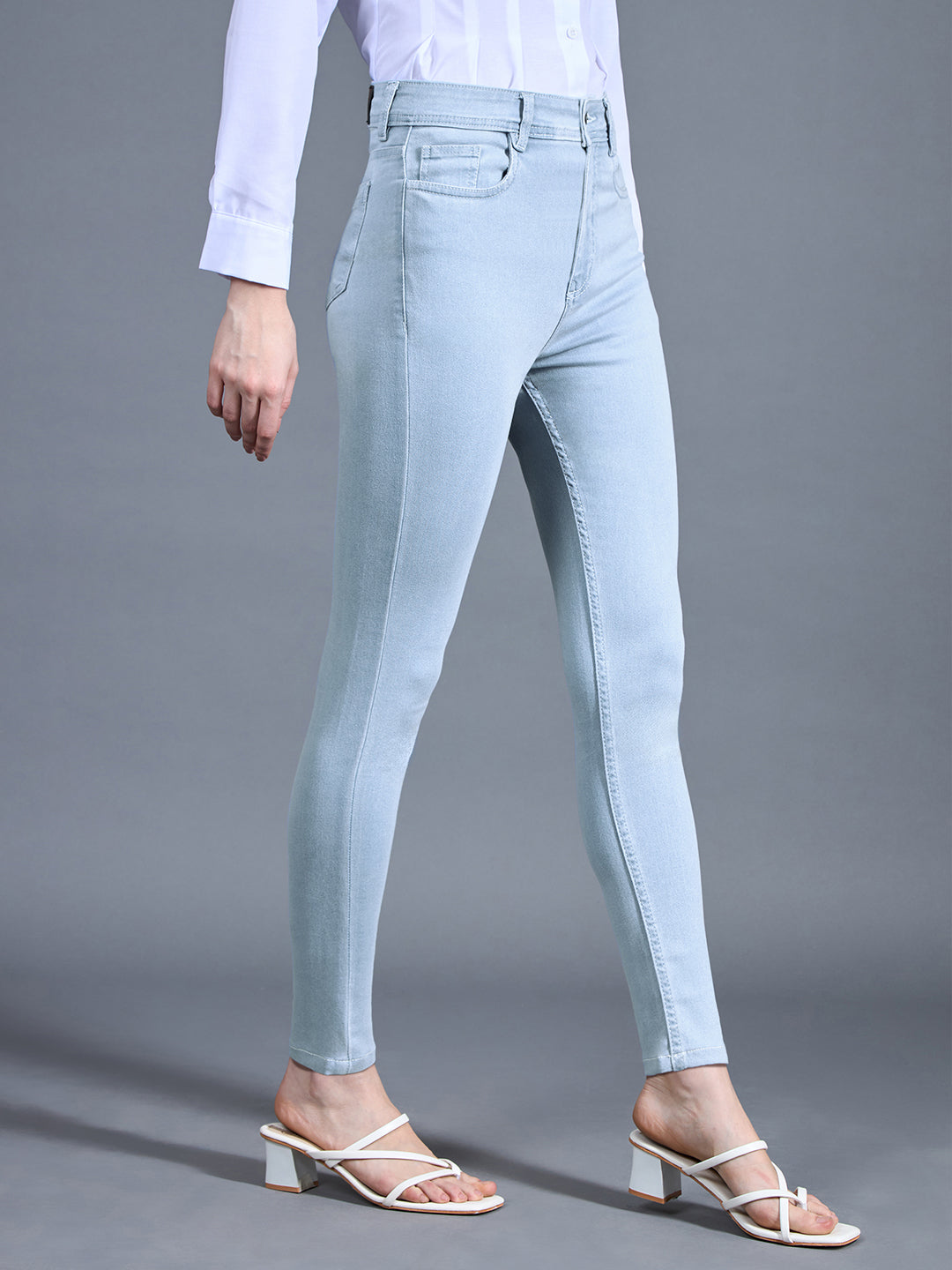 Women's Light Blue Skinny High-Rise Distressed Cropped Denim Jeans