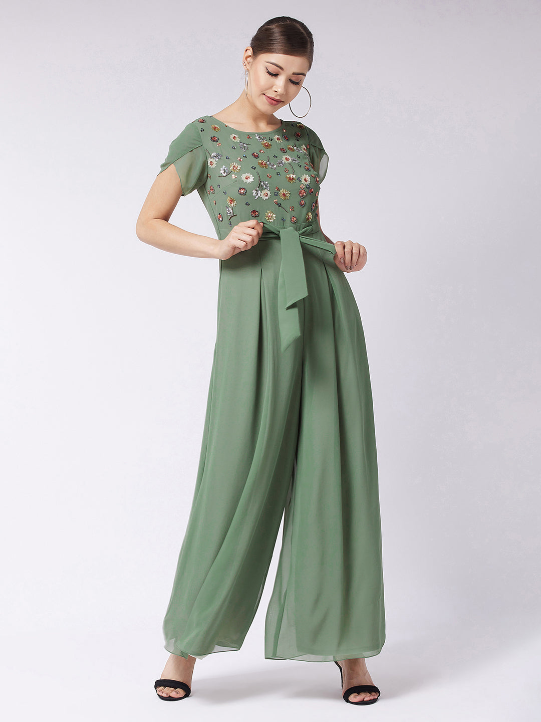 Women's Light Green Round Neck Tulip Sleeve Embroidered Pleated Regular Jumpsuit