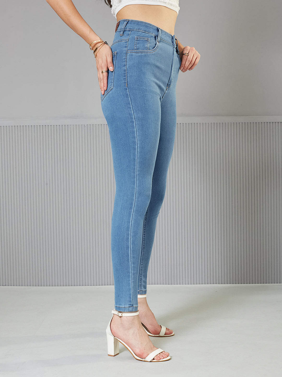 24/7 Comfort Blue Solid Skinny-Fit High-Rise Cropped Fringe Detailing Solid Stretchable Denim Jeans for Women