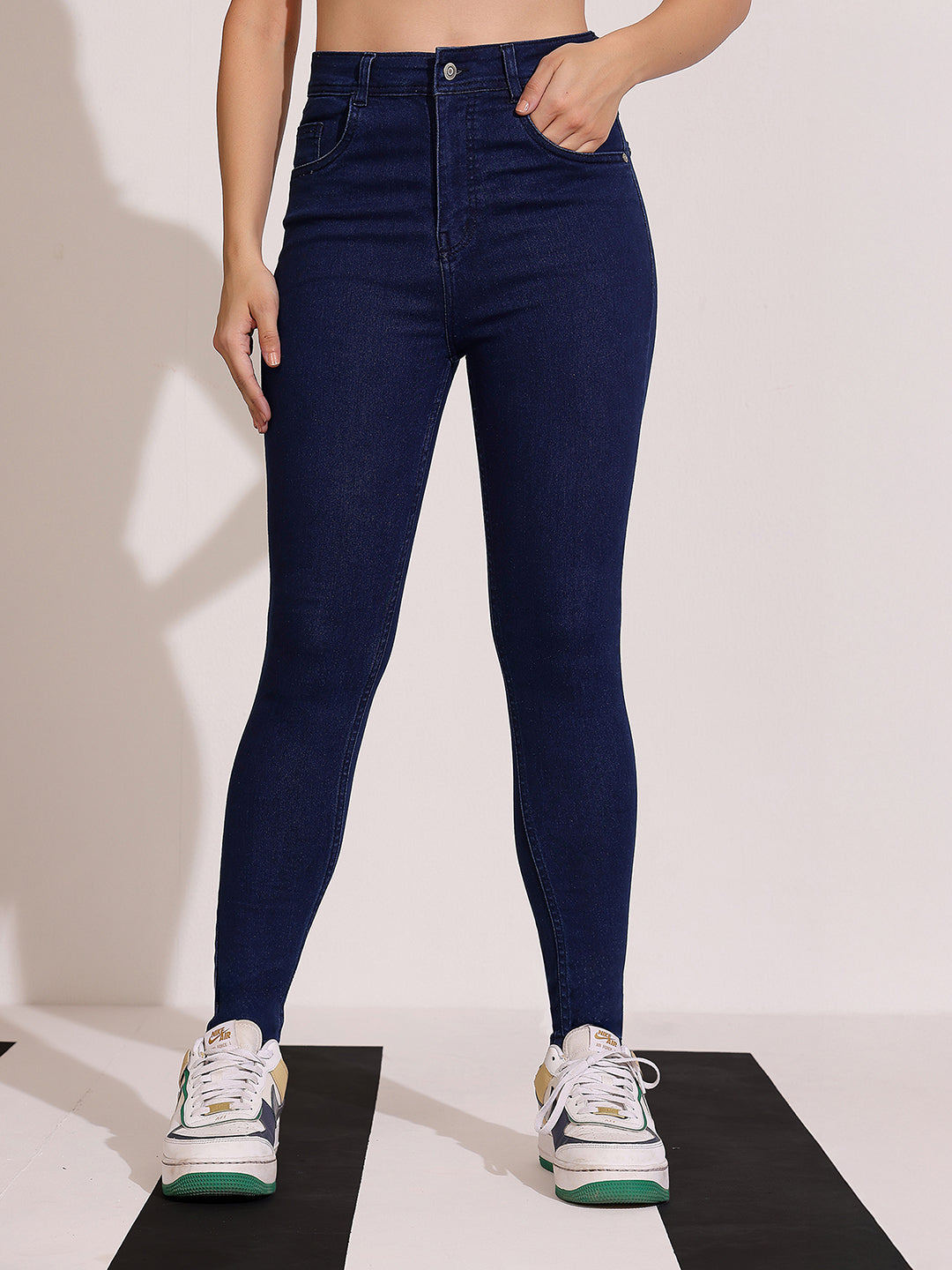 Women's Navy Blue Skinny Fit High Rise Clean Look Regular Length Stretchable Denim Jeans