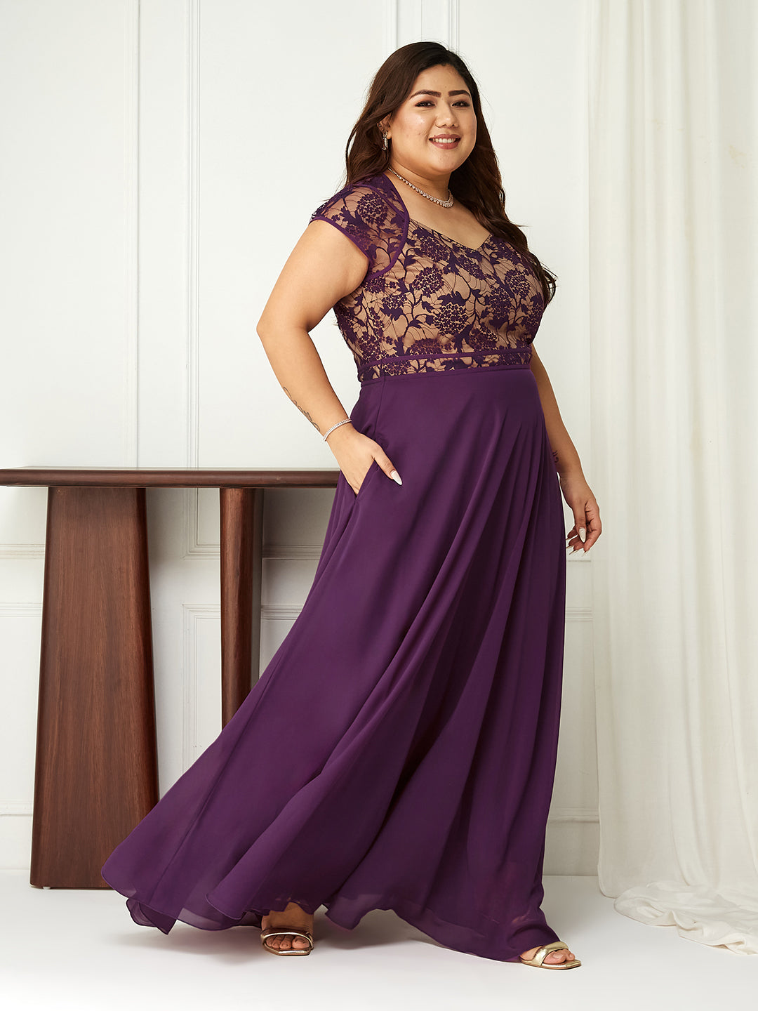 Women's Dark Purple Sweet-Heart Neck Cap-Sleeve Floral Fit & Flare Georgette Maxi Dress