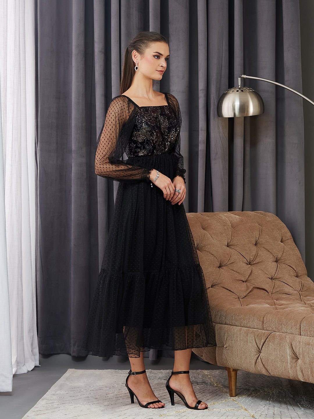 Women's Black Square Neck Raglan Sleeve Floral Tiered Midi Dress