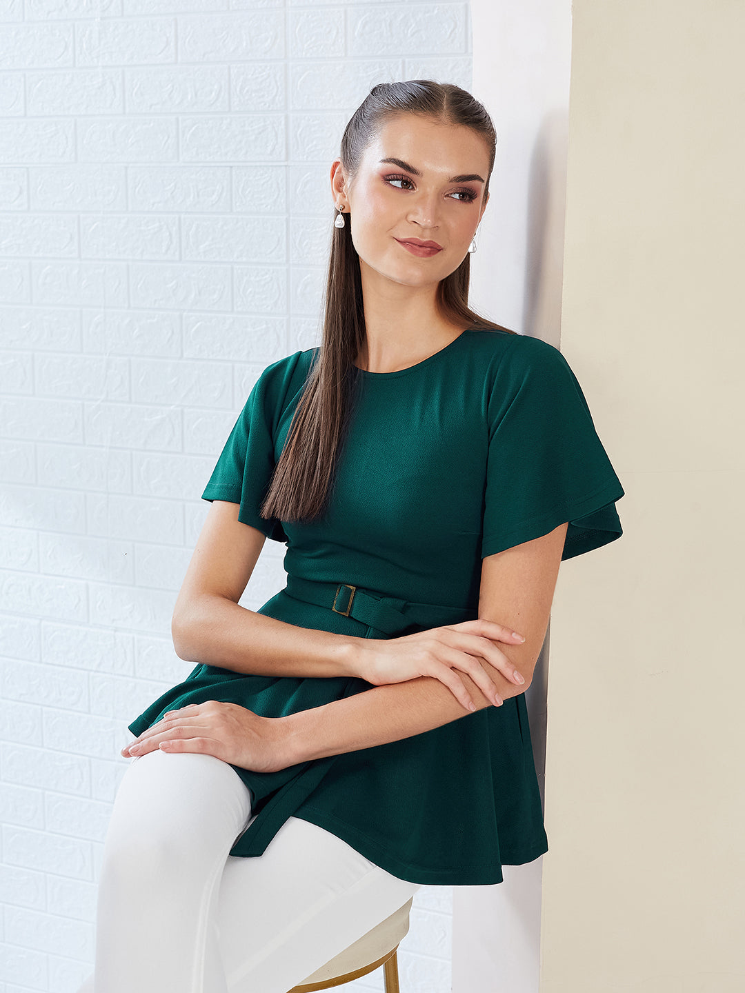 Green Solid Polyester Slim Fit Round Neck Short Sleeve Regular Length Top  for Women — Miss Chase