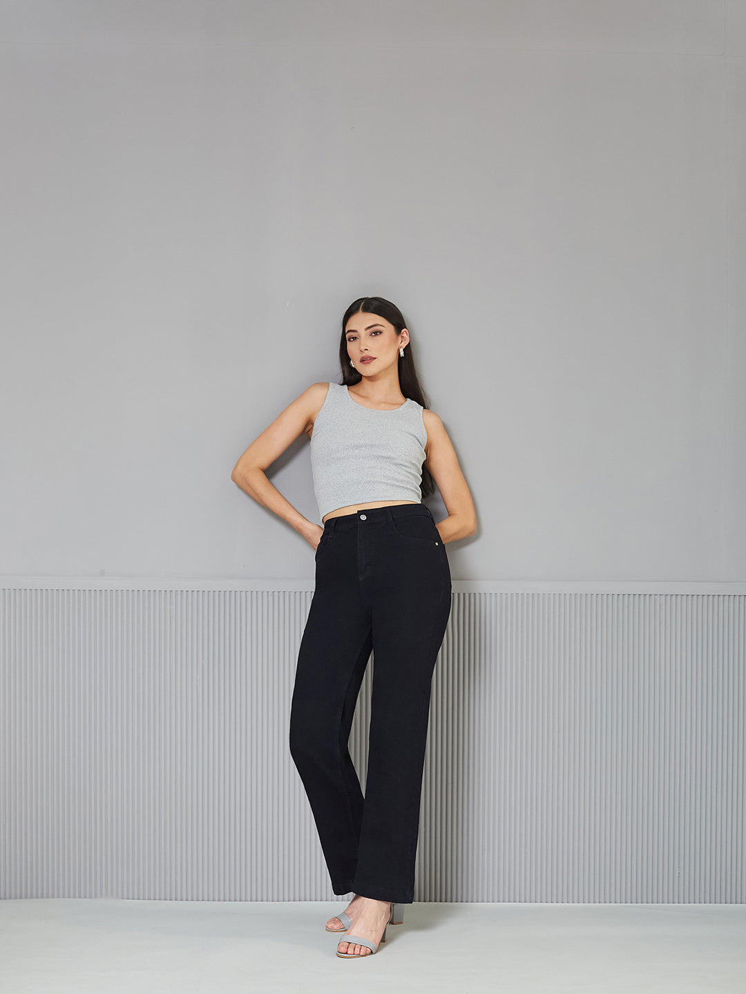 CHASEstretch™ Black Straight-Fit High-Rise Denim Jeans for Women