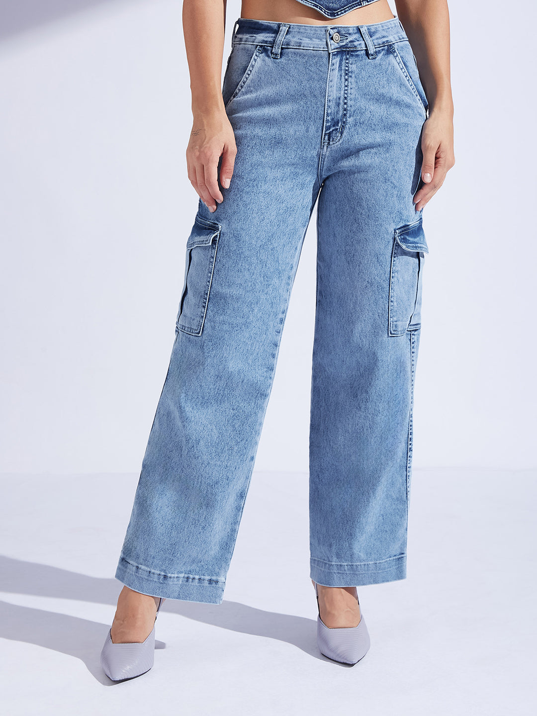 Women's Light Blue Wide-Leg High-Rise Clean-Look Regular-Length Stretchable Flared Cargo Style Denim Jeans