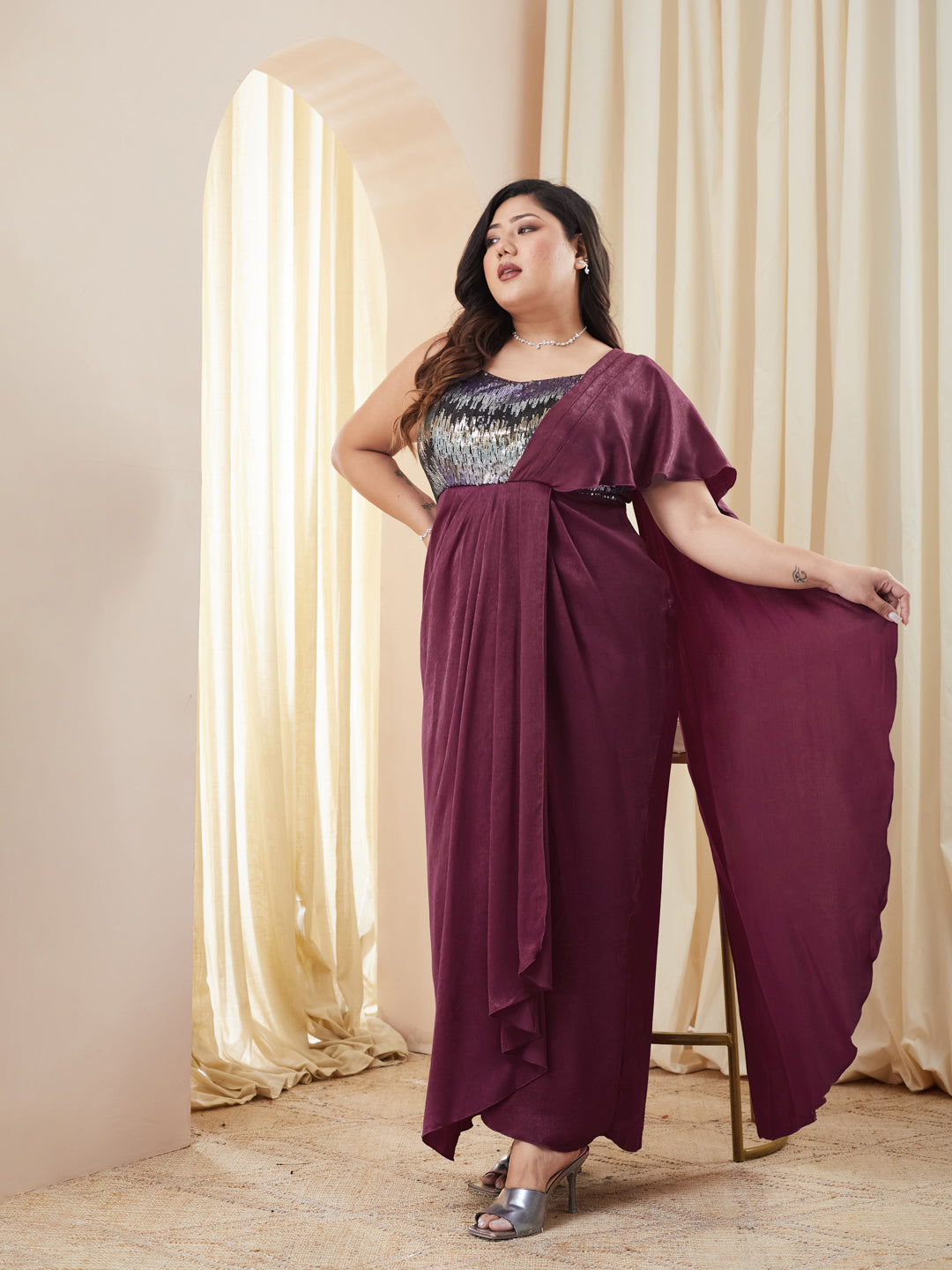 Wine Sweetheart Embellished Gown in Pleated Satin for Women