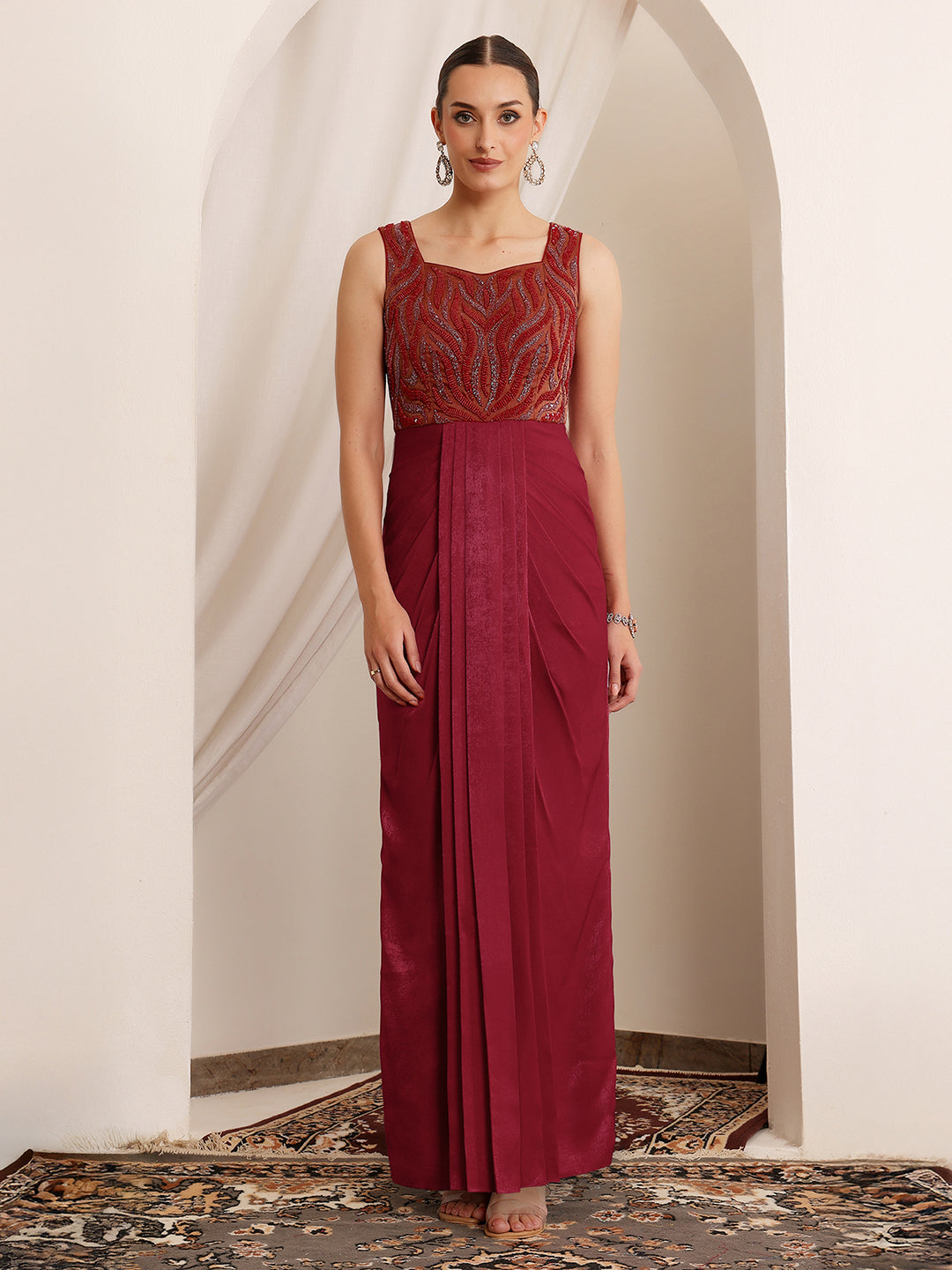 Women's Red Sweetheart Sleeveless Embroidered Pleated Satin Maxi Dress