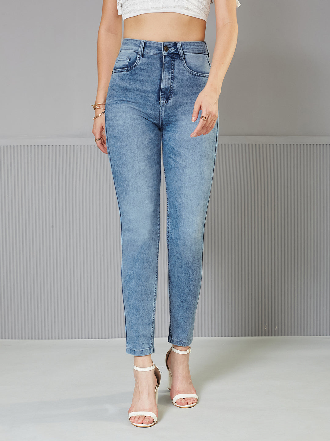 Women's Light Blue Slim Fit High-Rise  Light Wash Denim Stretchable Jeans