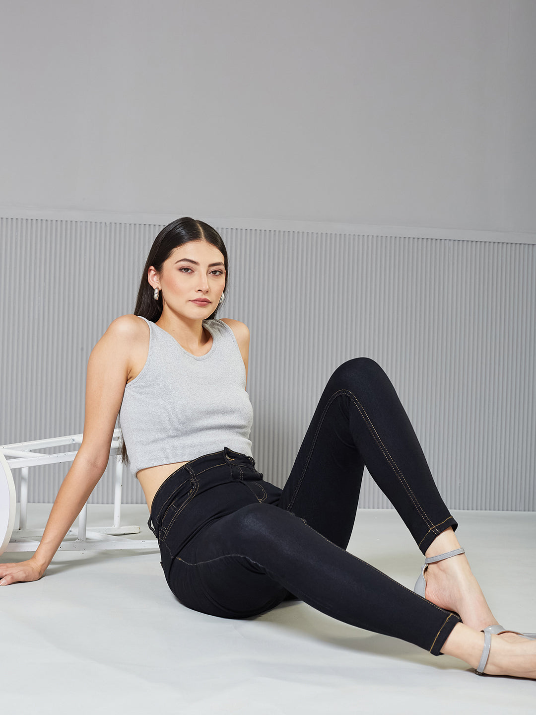 Women's Black Skinny High-Rise  Regular Stretchable Denim Jeans