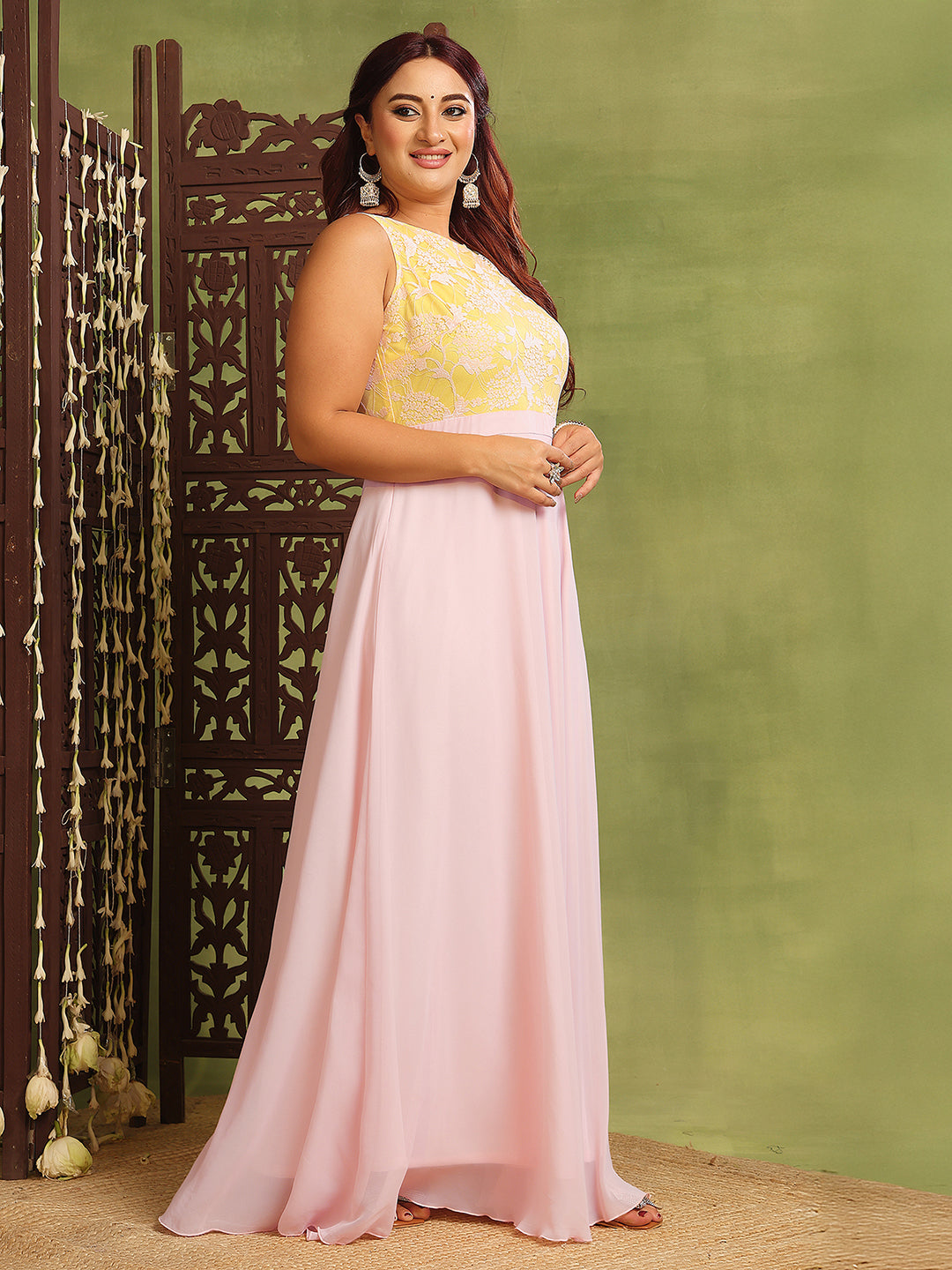 Women's Dusty Pink Boat Neck Sleeveless Self-Design Lace-Overlaid Georgette Maxi Dress